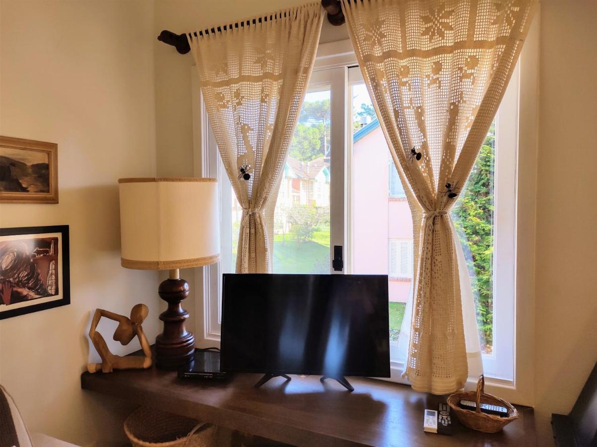 Agradavel Apt 2Quartos Para Familia Prox Ao Lago Negro - 4 Min Do Centro- Com Churrasqueira غرامادو الغرفة الصورة