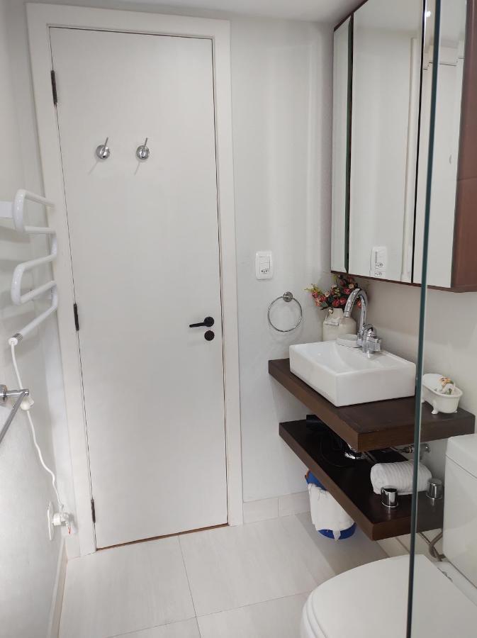 Agradavel Apt 2Quartos Para Familia Prox Ao Lago Negro - 4 Min Do Centro- Com Churrasqueira غرامادو المظهر الخارجي الصورة